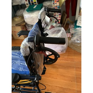 Xe lăn người già OneX siêu gọn