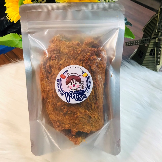 Khô bò miếng mền cay vừa thơm ngon chuẩn vị bò loại 1 đảm bảo VSATTP  Bò thật 100%  túi zip 200gr ăn vặt Misa !!! | BigBuy360 - bigbuy360.vn