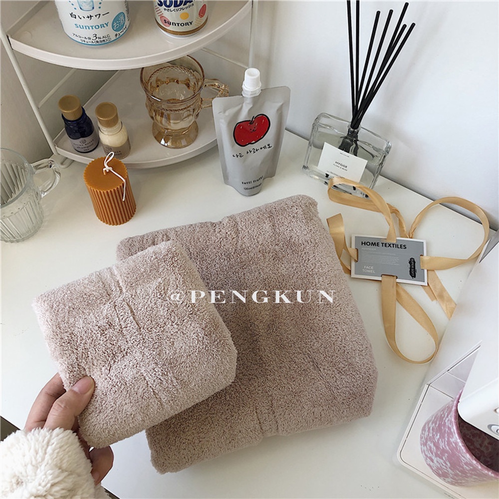 Bộ 2 Khăn Tắm Vải Lông Cừu San Hô Siêu Thấm Hút Không Phai Màu Cỡ Lớn Không Chứa Chất Nhờn Cho Mẹ Và Bé