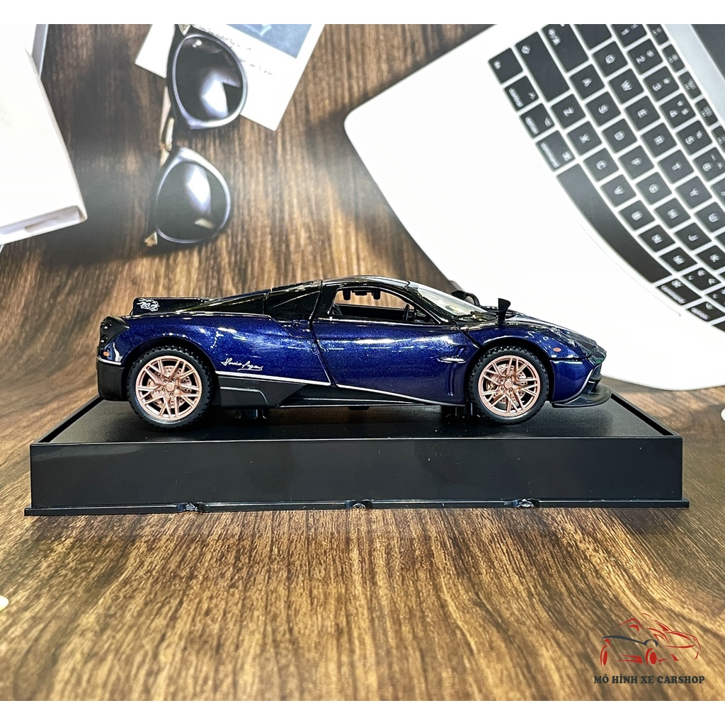 Xe mô hình sắt Pagani Huayra Dinastia  tỉ lệ 1:32 hãng Double Horses 3 màu