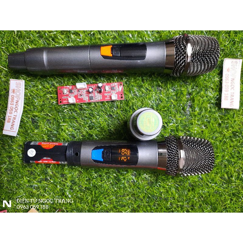 Micro Không Dây Cho Loa Kéo Sóng UHF Sét Tần Số Sịn Sò - Hàng Mới Về