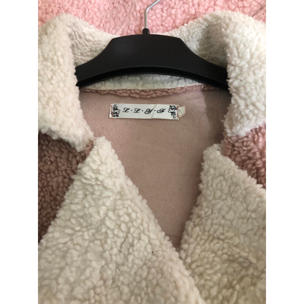 LC32 Áo khoác lông sz.M hàng 2hand TIEM2021