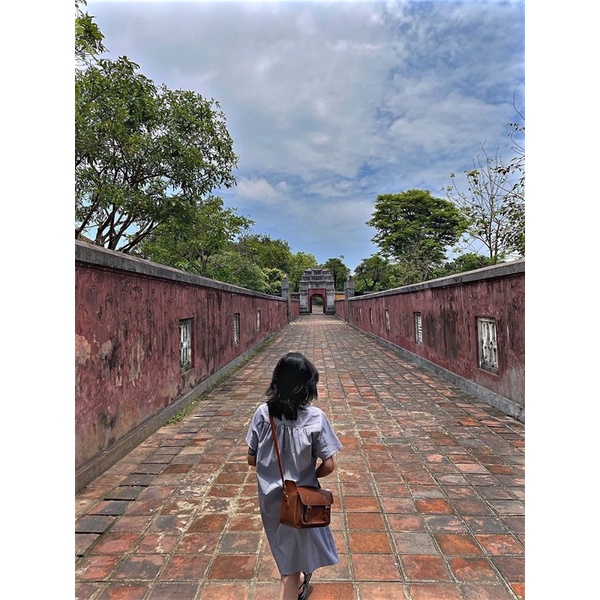 Túi da Tanie vintage chống sốc đựng máy ảnh/ iPad/ màu nâu sáng và nâu cho co hai khoá