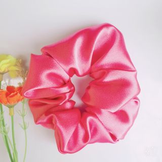 Khách sỉ - Cột tóc vải Scrunchies lụa tơ cao cấp ( y hình)