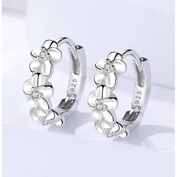 Khuyên tai bạc cực cute