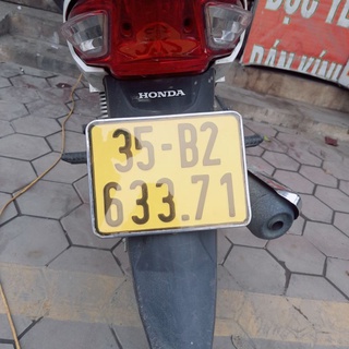 Decal giấy vàng dán biển số xe và xi nhan,pha đèn xe máy,oto.