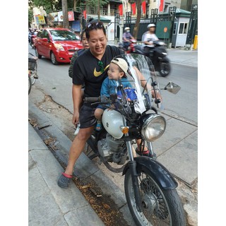 Kính chắn gió xe máy Suzuki 250