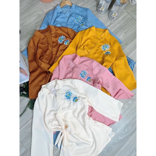Set Bộ Lam Tay Lỡ Đi Chùa Chất Gấm Xước Áo Cổ Tàu Đính Hạt Xẻ Tà Vạt Bầu + Quần Ống Xuông