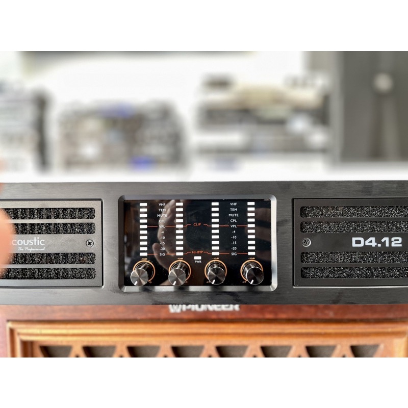 Đẩy 4 kênh dB acoustic D4.12 chính hãng cao cấp.Tặng dây giắc