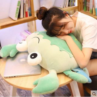 Gối kèm chăn hình con cua