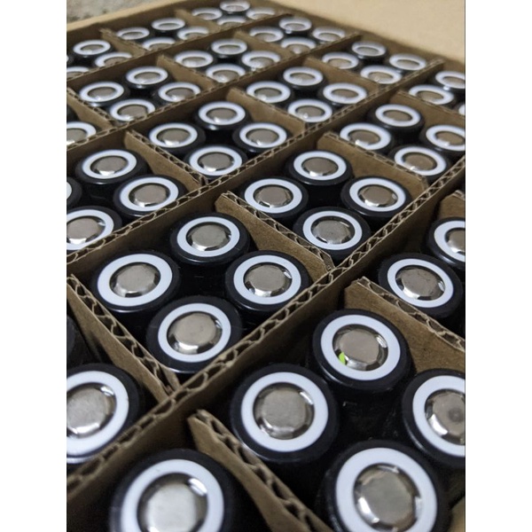 Cell pin 18650 BST mầu đen  dung lượng cao 3500mAh dòng xả lớn 50A chính hãng
