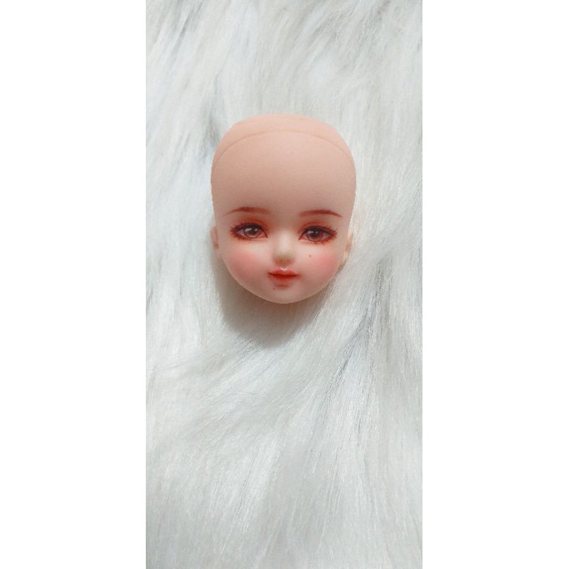 Đầu  búp bê  licca,chika,layla đã  faceup