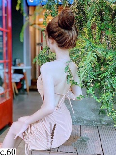Đầm rút dây có dây cột sau lưng siêu dễ thương