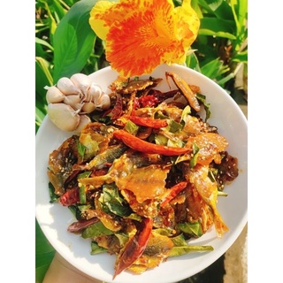 Cá chỉ vàng rim lá chanh