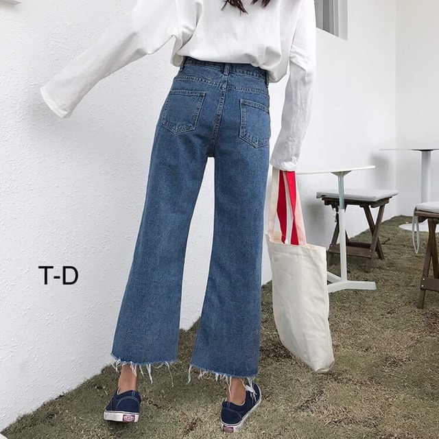 Quần bò ống rộng loe tua gấu siêu đẹp