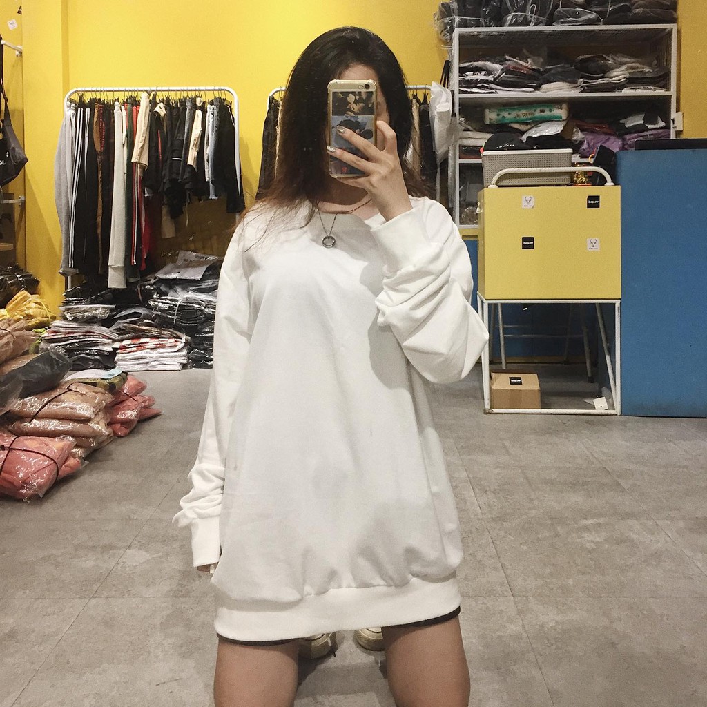 Áo sweater trơn nam basic nhiều màu sắc form dài dáng rộng unisex nam nữ MAYLANSTORE | BigBuy360 - bigbuy360.vn