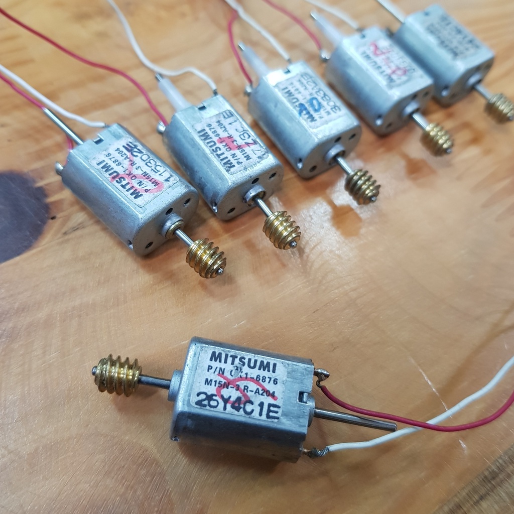 Combo 5 chiếc động cơ DC3-6-12VDC Sử dụng làm mô hình, đồ chơi, robot