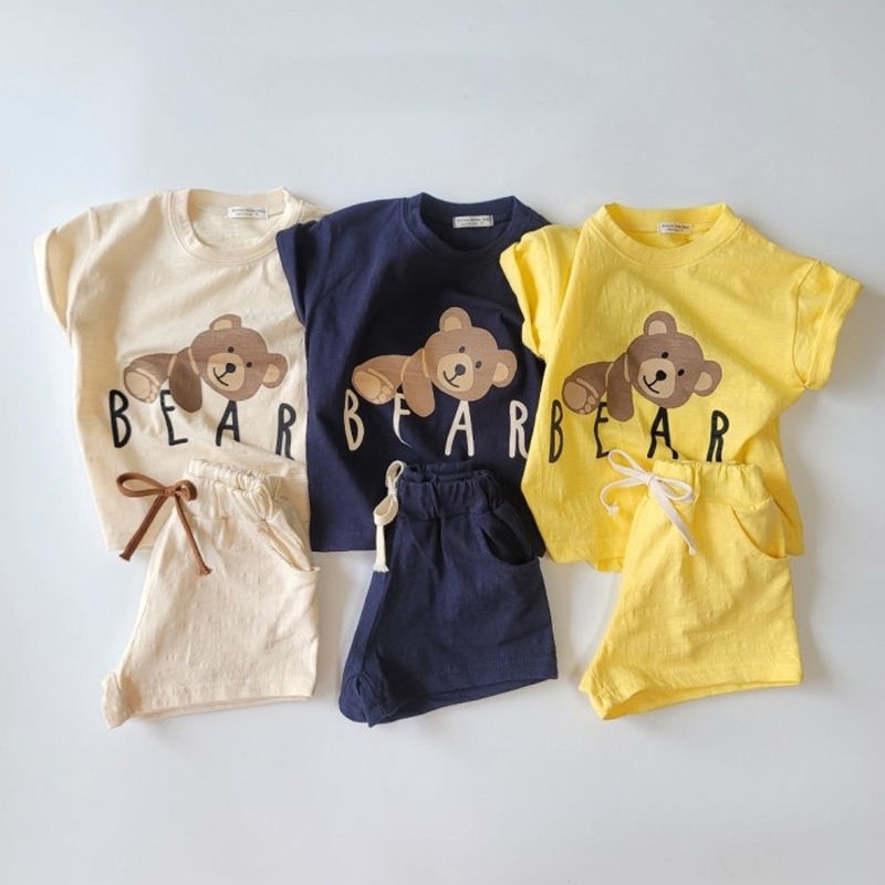Set áo thun ngắn tay in hình gấu hoạt hình + quần short thể thao cho bé