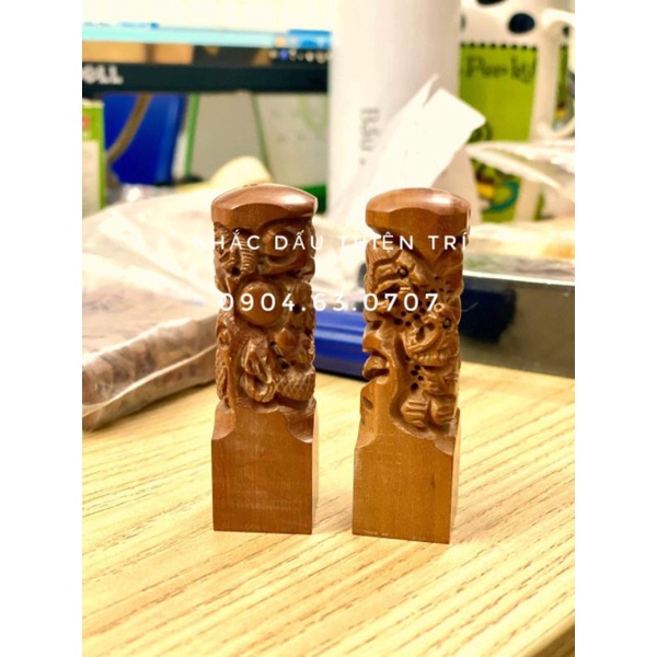 Các mẫu dấu nhựa hình linh vật, làm dấu cá nhân , dấu thư pháp rất độc đáo, 2 cm , cao 6,8cm khắc nội dung theo yêu cầu