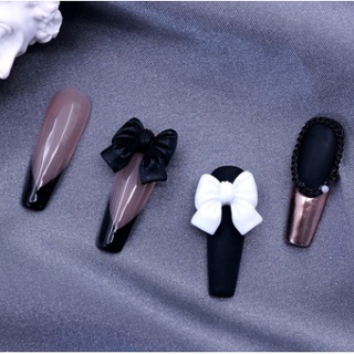 charm trang trí nail
