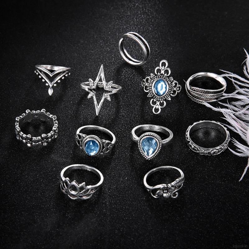 Set nhẫn đính đá kiểu dáng thanh lịch