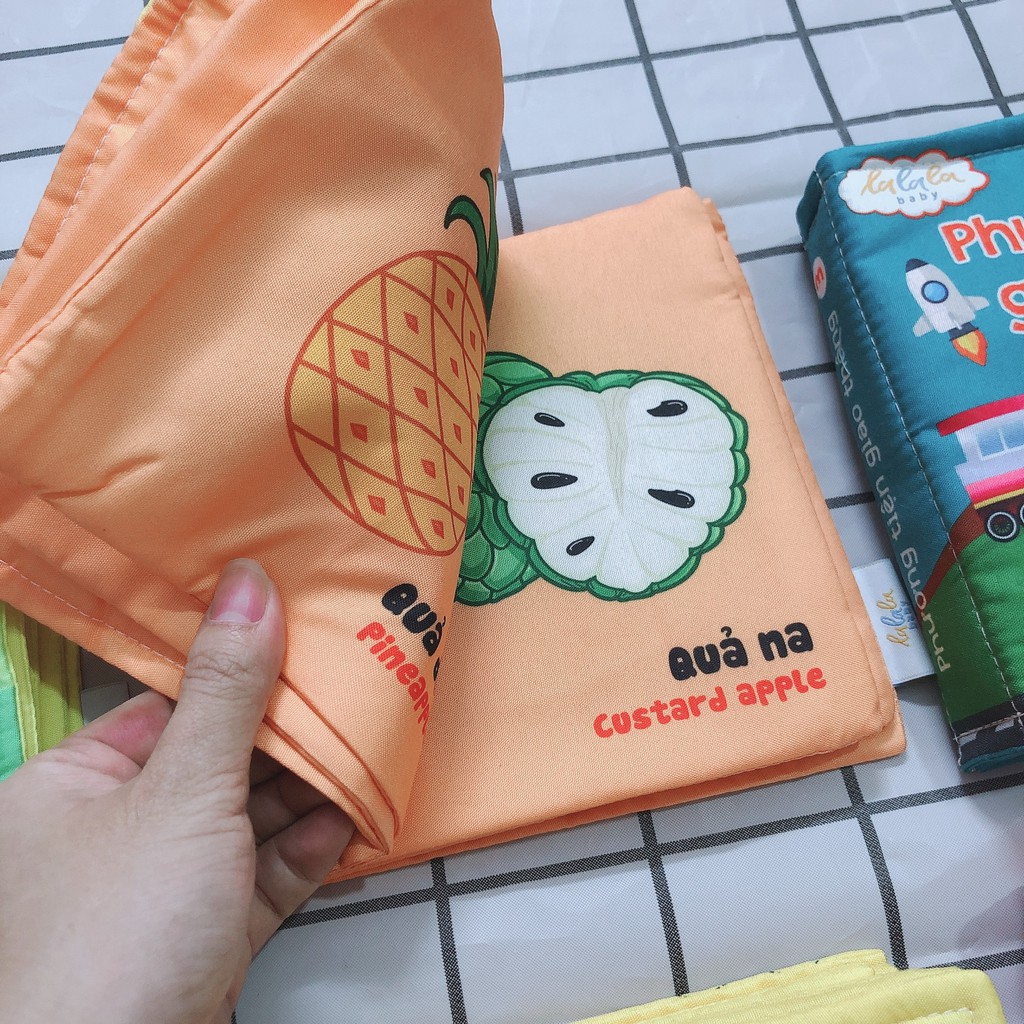 Sách vải cho bé sơ sinh 6 tháng 1 tuổi 2 tuổi Lalala Baby SV001