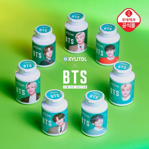 Thẻ in hình nhóm nhạc BTS màu tím phiên bản giới hạn
