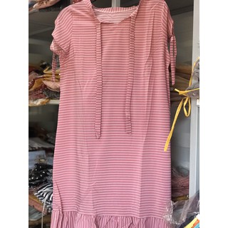 Váy bầu lụa cộc tay nơ kẻ