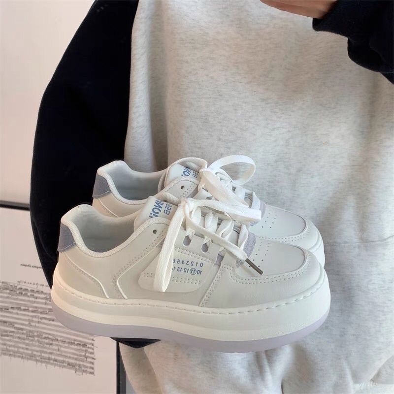 Giày thể thao nữ số 11 màu kem gót xanh đen