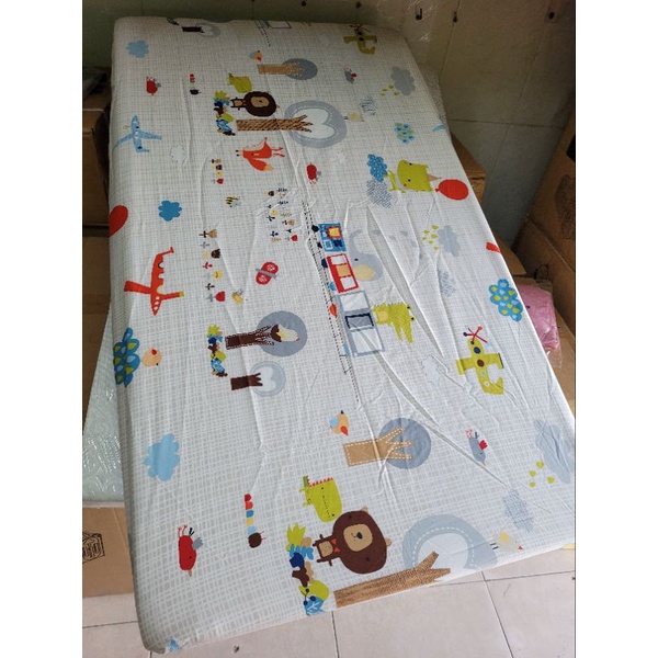 Tấm drap bao nệm hình con vật 62 x 110