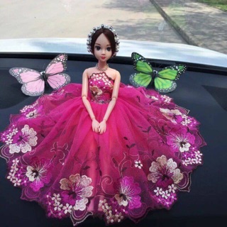 búp bê để ô tô