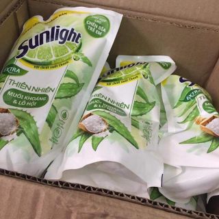 Nước rửa chen sunlight lô hội 550g