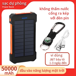 Sạc dự phòng sử dụng năng lượng mặt trời 50000mah 2 cổng USB thiết kế không thấm nước đèn pin