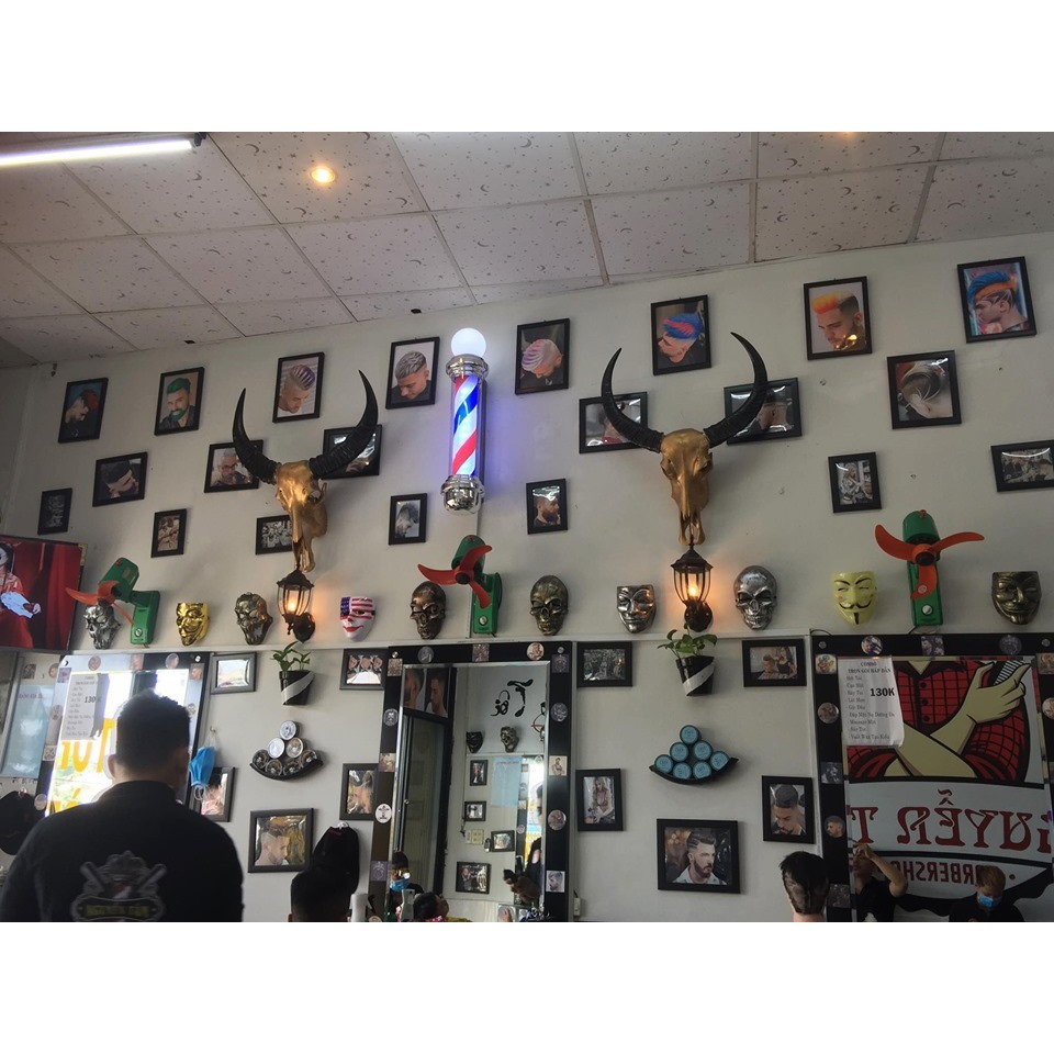 Mặt nạ trang trí cửa hàng, tiệm tóc BarberShop