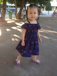 Váy bé gái hình cherry