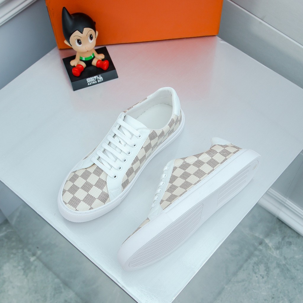 Giày sneakers nam da thật Louis Vuitton LV họa tiết cổ điển kết hợp với màu sắc hiện đại mang đến phong cách mới