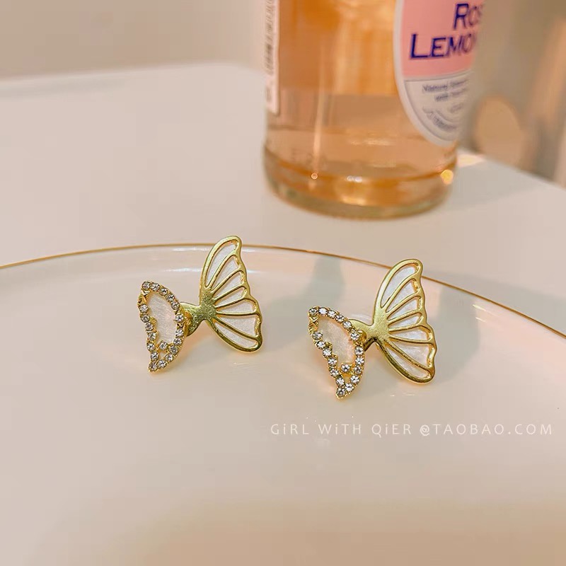 Khuyên Tai Hình Bướm Đính Đá Pha Lê Đơn Giản Không Gây Dị Ứng Thời Trang Cho Nữ