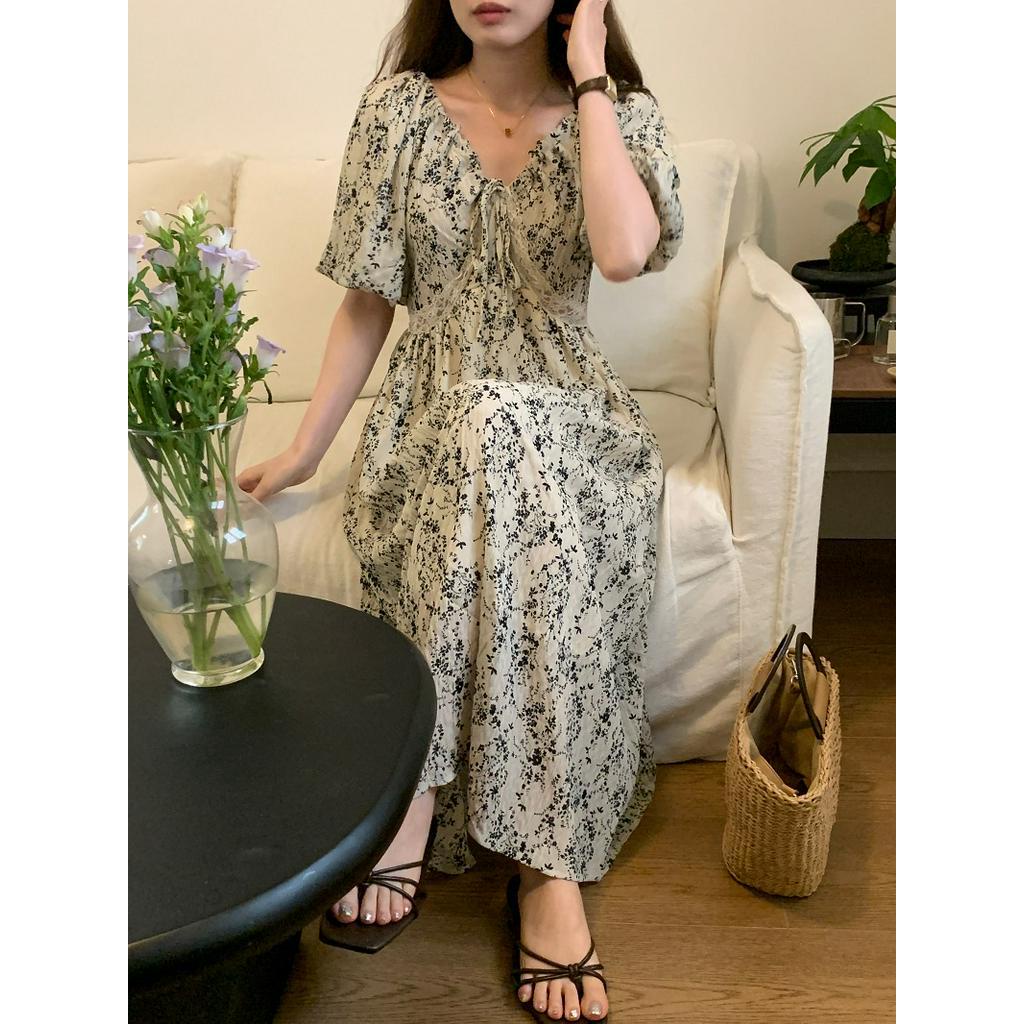 Đầm Tay Phồng Cổ Chữ v Phối Ren Và Dây Rút Phong Cách Pháp 62596