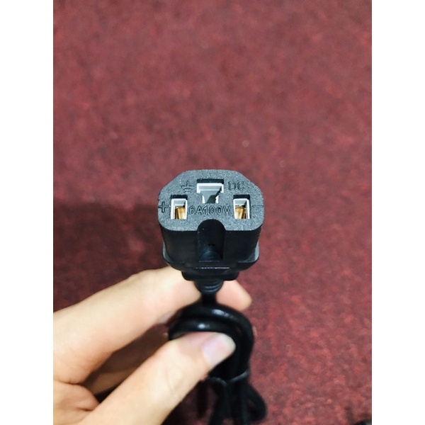 Sạc Xe Điện 48V12AH Tadaka Chống Phồng Bình Chân Vuông Đặc