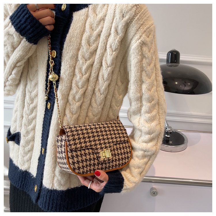 Túi đeo chéo nữ ,túi xách nữ đẹp họa tiết kẻ đi chơi dự tiệc xinh đẹp LOKADO HY246