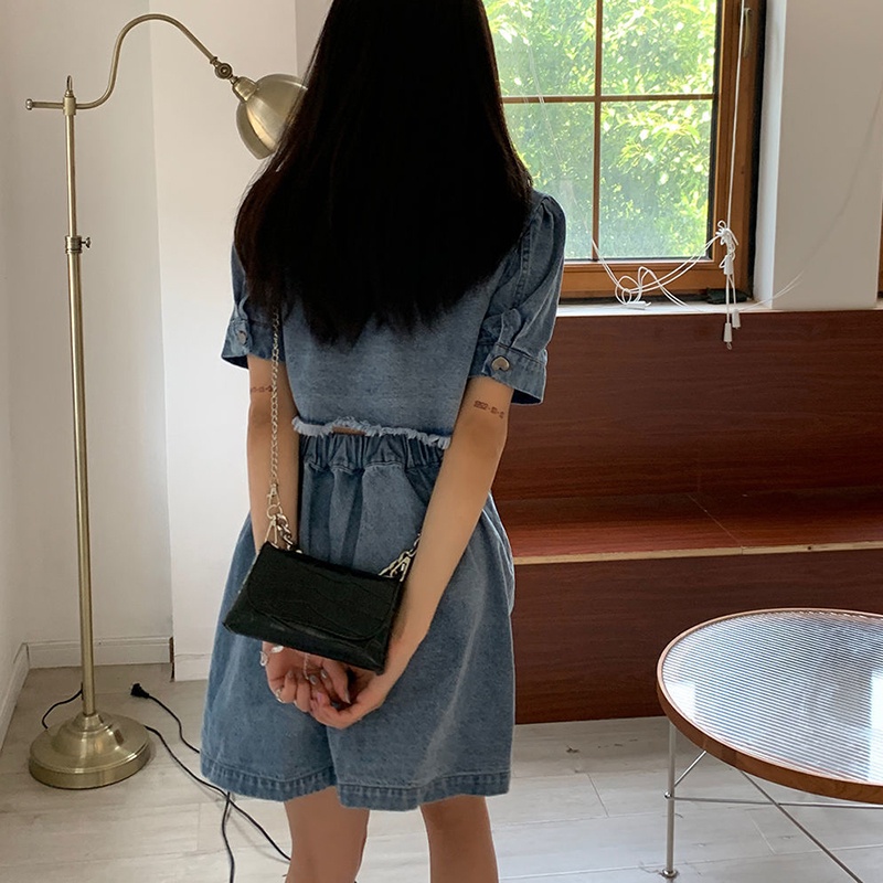 Đầm denim ngắn IELGY cài nút phong cách retro