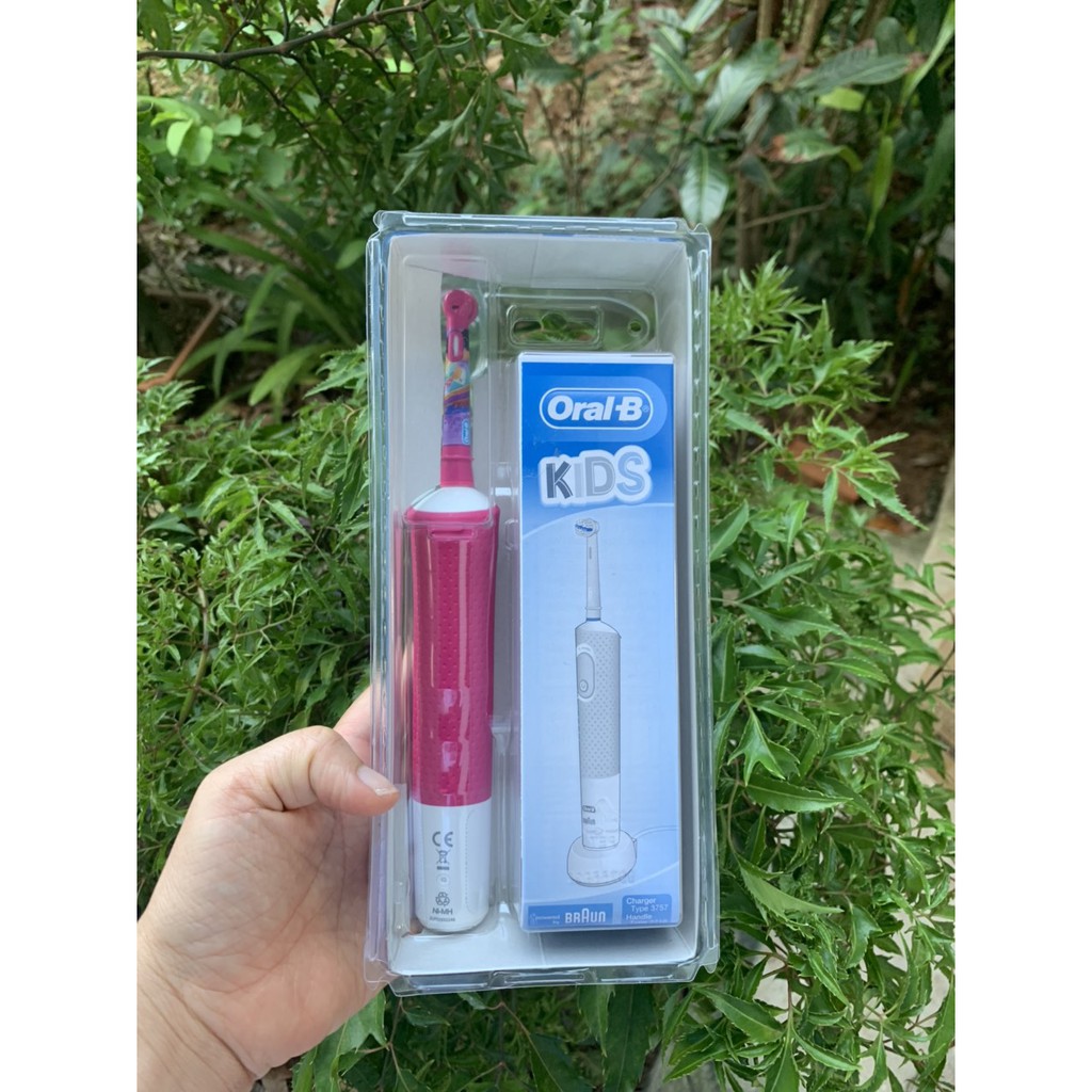 Bàn Chải Đánh Răng Điện Oral-B Stages Power Cho Bé Gái, (Từ 5 Tuổi Trở Lên)