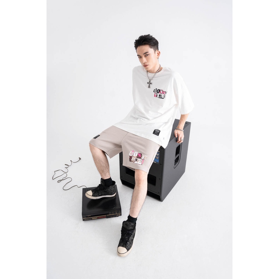 Quần Short BOO Unisex Dáng Bermuda In Logo LooneyTunes