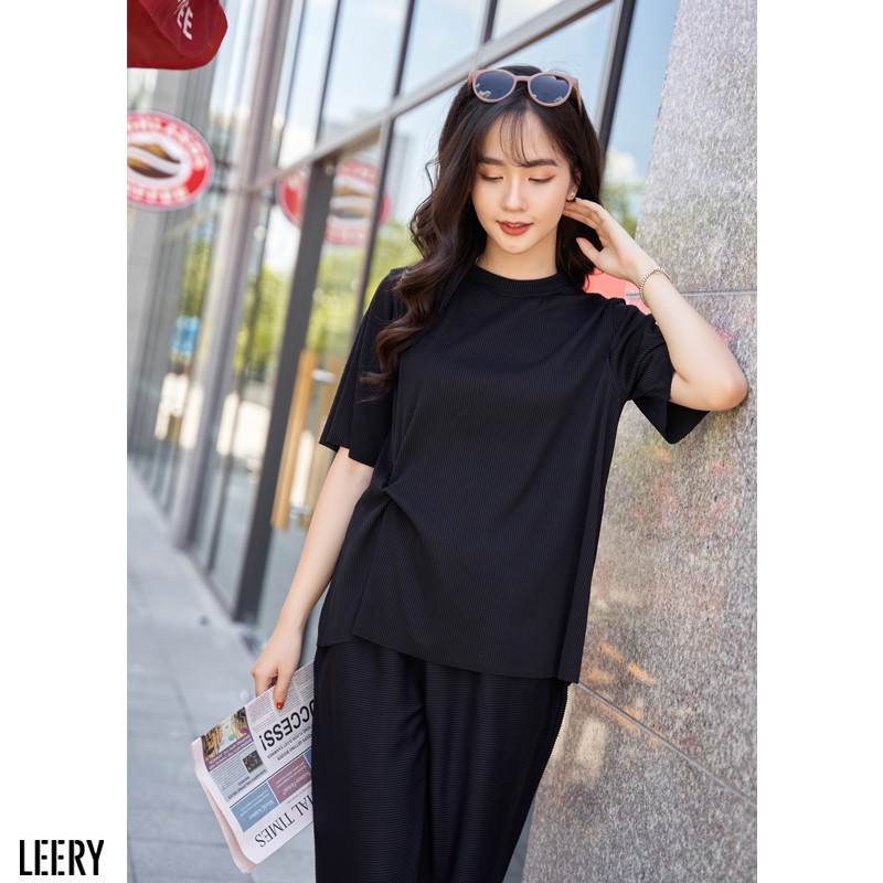 Bộ đồ nữ dáng rộng chất vải đẹp dày dặn đứng form bộ quần áo mặc hàng ngày Hàn Quốc SET-01 - LEERY