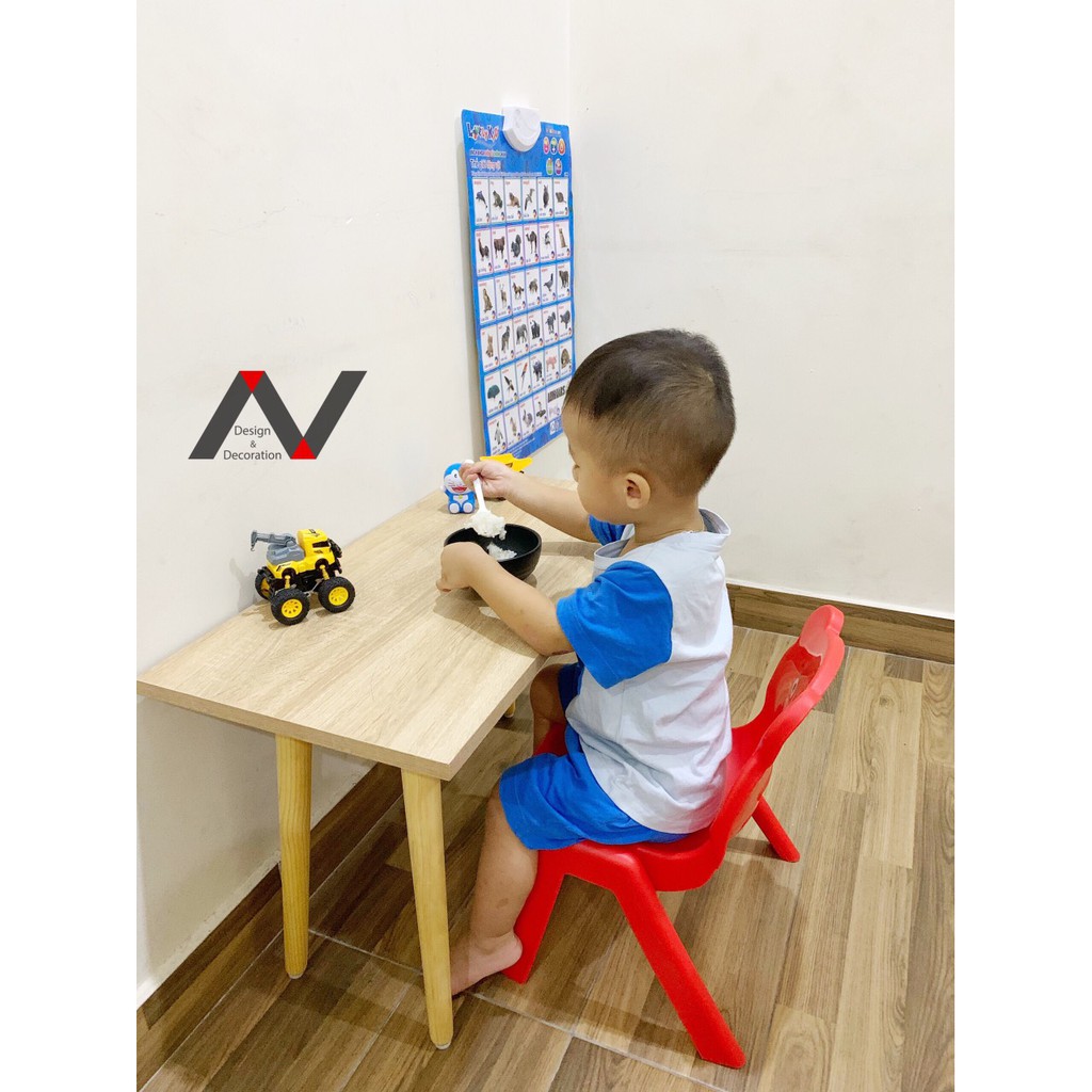 Bàn học cho bé , bàn ăn cho bé.