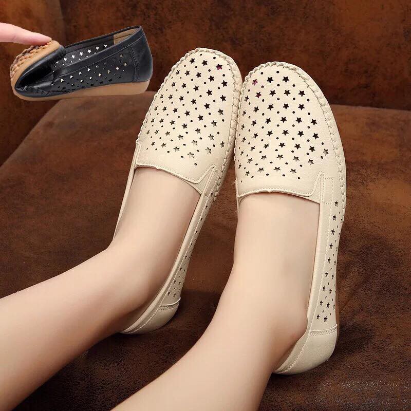 giày mocaGiầy #MOCA Hoạ tiết ngôi sao mẫu mới toe hè 2018 đây các nàng ơi