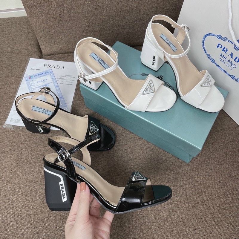 Sandal prada quai ngang 6cm gót trụ siêu chảnh toàn hot girl đi, mặc đồ gì sang đồ đó