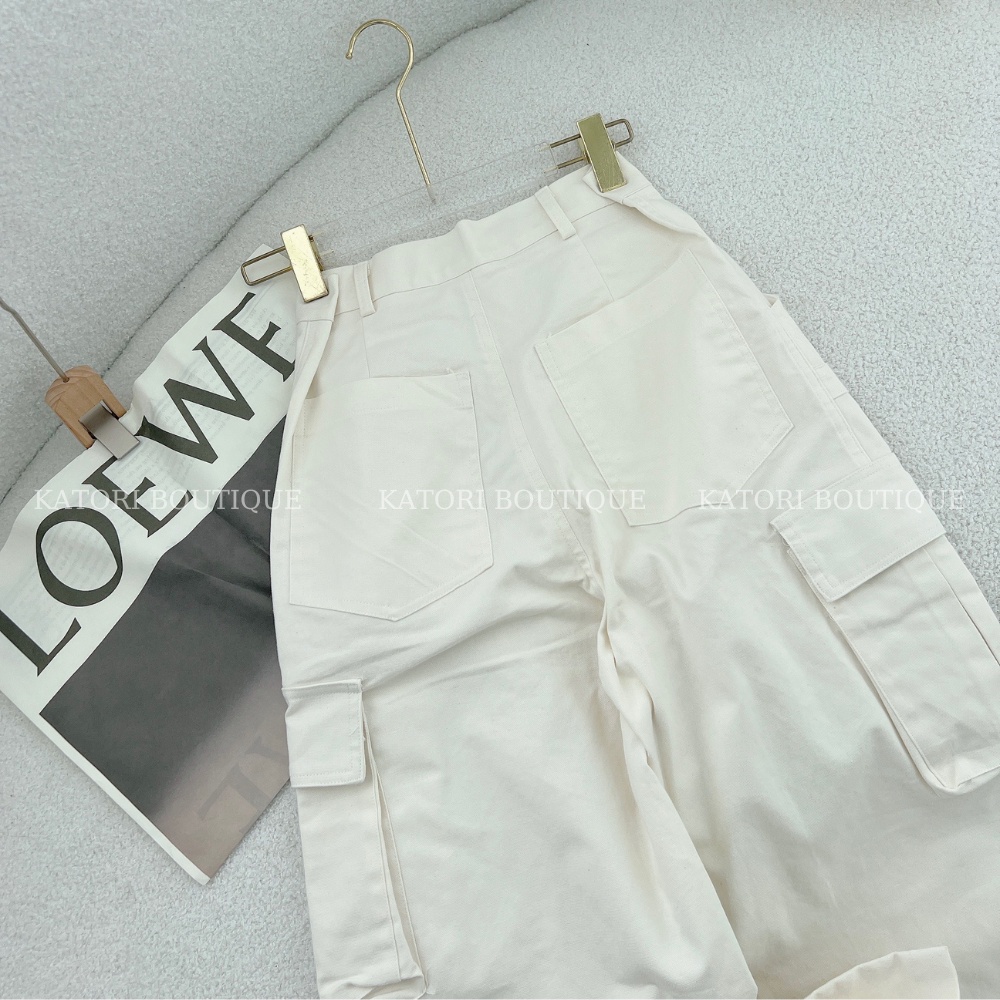 Quần Jean Ống Suông Túi Hộp