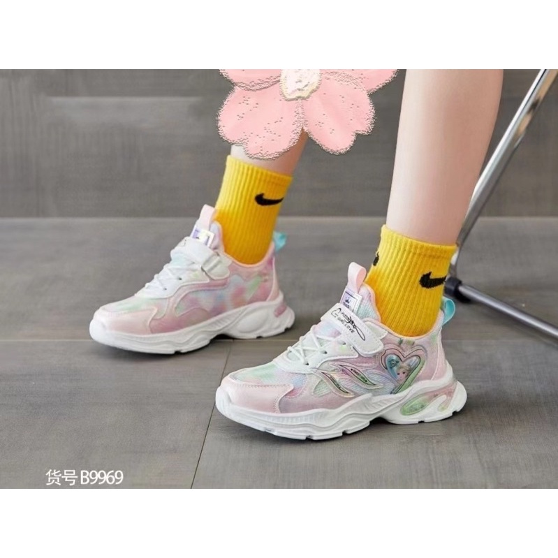 Giày thể thao Elsa tim siêu nhẹ chống trơn trượt cho bé 3-12 tuổi