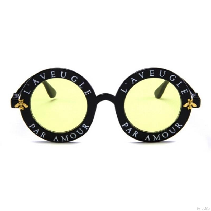 Kính mát gọng tròn khắc chữ độc lạ thời trang